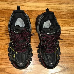 Balenciaga track runner